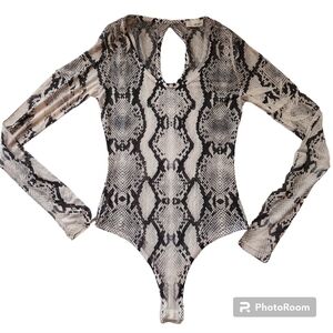 2000s Wet Seal Sheer Snake Skin Bodysuit sz L